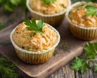 Un petit flan individuel avec une texture agréable et légère et une jolie couleur.
