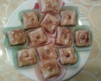 Assidat zgougou aux graines de pin d'Alep