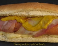 Hot dog raclette poitrine fumée