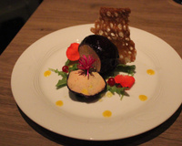 Mi-cuit en gelée de fruits rouges, chips au beurre salé