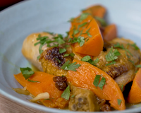 Cuisses de poulet fermier Label Rouge à la patate douce et aux raisins secs