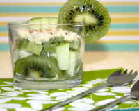 Salade acidulée de crabe, kiwi, et avocat