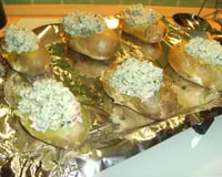 Pommes de terre farcies à la crème au bleu persillée