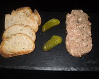 Un pâté qui reste très moelleux et qui se conserve très bien en bocaux après stérilisation.