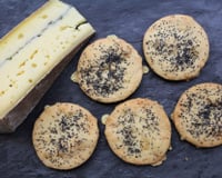 Sablés au Morbier et aux graines de pavot