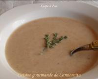 Soupe à l'ail et à la sauge