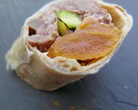 Des crêpes au petit goût de pain d'épices sublimant le moelleux du confit de canard...pour un apéritif chic...et choc!