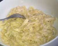 Pâtes sauce parmesan et pistaches