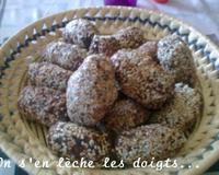 Recette originale d'oeufs aux chocolat!Une fois en bouche, le goût et la texture surprennent mais on ne peut s'empêcher d'y retourner!