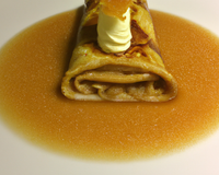 Crêpes croquantes mousse caramel et son cœur coulant saveur crème brûlée