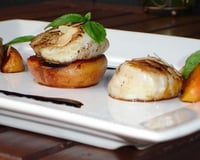 Saint-Jacques aux abricots poêlés