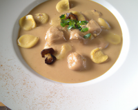 Ravioles de foie gras et velouté de topinambours