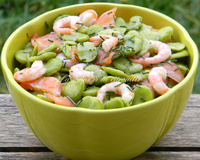 Salade de fèves au saumon fumé et aux crevettes