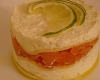 Entrée rafraîchissante que l'on prépare à l'avance pour accompagner des grillades de poisson.