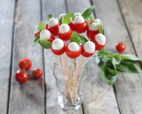 Bouquet de tomates cerises et mozza