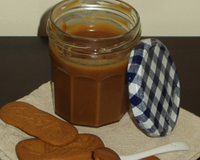 Pâte à tartiner au miel et Spéculoos