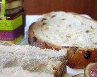 Foie gras marbré aux poires caramelisées et aux marrons
