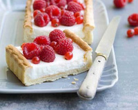 Tarte au fromage blanc et framboises.