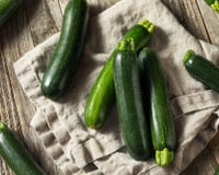 Voici ces erreurs courantes à éviter quand on achète des courgettes !