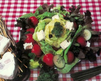 Salade fraîche au fromage.