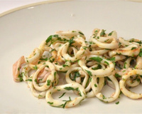 Encornets farcis à l'ail et au persil