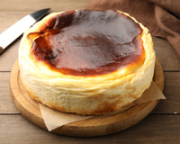 François-Régis Gaudry dévoile un cheesecake basque à la crème de marron absolument irrésistible