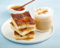 Churro cheesecake bars