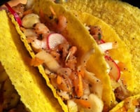 Les Cancun Tacos: saumon, crevettes et crudités !