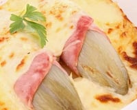 Endives au jambon gratinées
