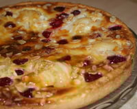 Tarte amandine aux poires et framboises