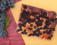 Julie Andrieu partage une recette italienne méconnue : la schiacciata con l’uva, une galette toscane aux raisins