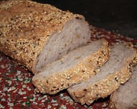 Pain aux céréales et aux noix