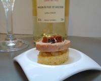 Le Floc de Gascogne, ("Lou Floc", le bouquet de fleurs en occitan) est un mélange de savoir-faire et de traditions. A la fois sensuel, doux et envoûtant,…