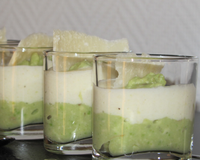 Voilà une petite entrée que l'on peut également servir en apéritif. Très simple à réaliser, et surtout très léger. La saison des asperges est là, il faut en profiter…