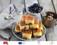 Voilà la version aux pruneaux du célèbre gâteau maghrébin à base de semoule fine de blé. C'est tellement bon pour le gôuter.