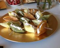 Idéal pour l'apéritif ou en entrée. Pâtes farcies saumon et crevette.