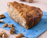 Gateau d'hiver aux pommes et aux noix de Grenoble