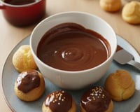 Glaçage fondant pour éclair et choux