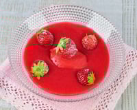 Soupe glacée de fraise à la fraise