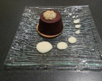 Dôme de Chocolat au Cœur de Banane