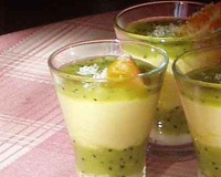 Verrines Banane Kiwi sur lit de coco