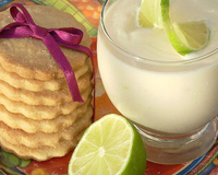 Cette recette vient tout droit de Grande-Bretagne. J'y ai remplacé la traditionnelle "clotted cream" par du mascarpone. Dans cette mousse au citron et au lemon…
