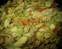 Emincé de poulet aux tagliatelles de courgettes