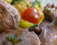 Aiguillettes de canard, sauce foie gras et noix