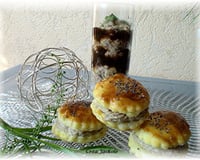 Délice de canard au confit de figues et feuilletés à la mousse de sardine