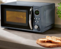 Lidl : 97% des clients recommandent ce four à micro-ondes Silvercrest