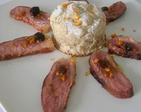 Soufflé de pommes de terre à la châtaigne, canard à la mandarine et aux raisins
