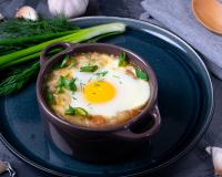 Oeuf cocotte façon raclette : On a trouvé la recette parfaite pour un repas facile le dimanche soir !