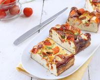 Un clafoutis très gourmand au surimi, ricotta, tomate, estragon. Un régal !