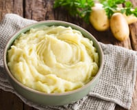 Les chefs sont formels, cette erreur avec l'eau de cuisson ruine la texture de votre purée